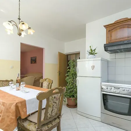 House Stone Дом отдыха Cubanici